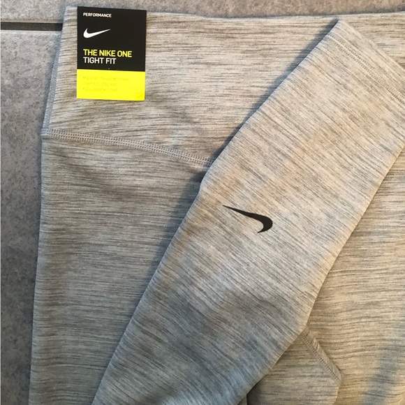 Nike tights - Picture 2 of 3
